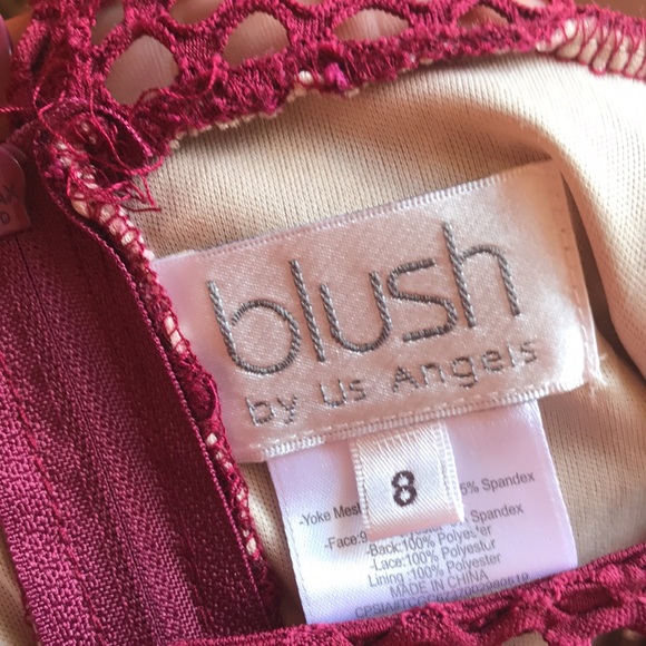 Girls burgundy dress size 8 - Picture 2 of 2